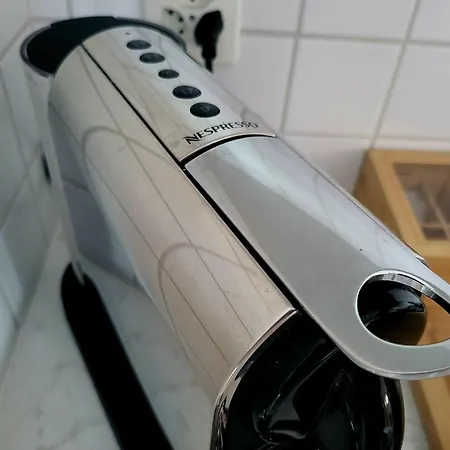 Апартаменты Traumhaftes In Nur 200m Vom Maggiore Entfernt *